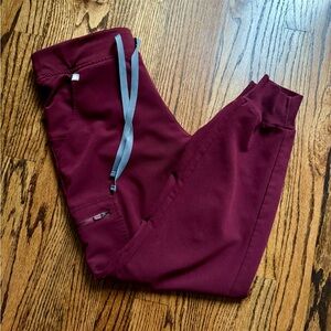 FIGS Burgundy Zamora Jogger Petite Small, excellent condition